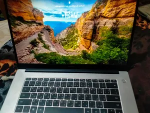لاب توب هواوى
