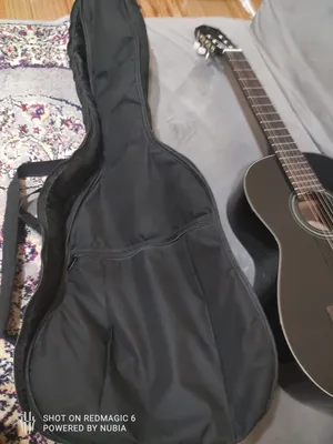 جيتار yamaha c40 لونه اسود