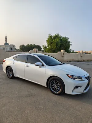Used Lexus ES in Al Batinah