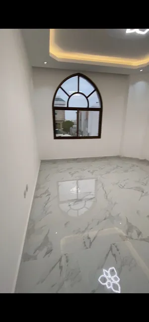 ستديو اول ساكن