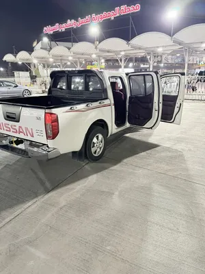 نيسان نيفارا 2015