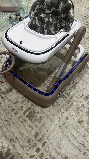 مشاية اطفال