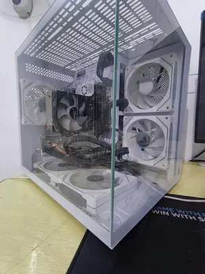 Pc للبيع..