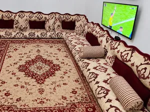 جلسة عربية للبيع