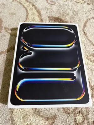 Apple iPad Pro 13 256 GB in Al Riyadh