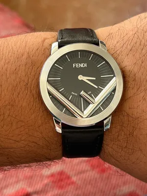 ساعه Fendi سويسري من اقواى الماركات العالميه
