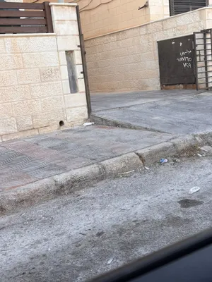 شقة في جبل طارق قرب الضمان والمحكمة الشرعية