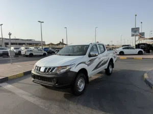 مستوبيشي بيك اب L200 موديل 2017 4X4