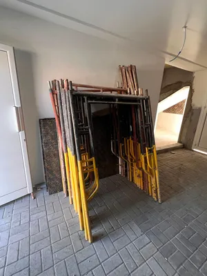 للبيع معدات بناء مستعملة و ابواب و نوافذ - Used Construction Equipment for Sale