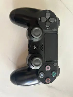 يد ps4 بحاله جيده جداً (اقرأ الوصف )