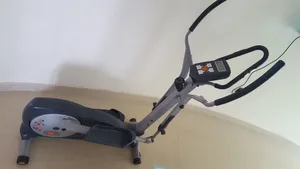 MOVING OUT Elliptical cross trainer for sale