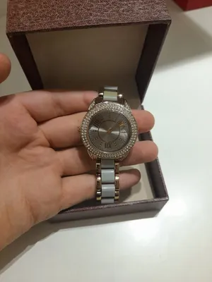 ساعه نسائية مايكل كورس