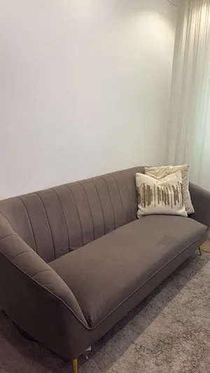 صوفا فاخره من هوم سنتر