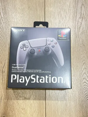 للبيع PlayStation controller 30 anniversary edition اصدر محدود ونادر