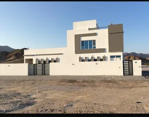 للبيع فيلا مستقلة في العامرات قريبه من العقبة