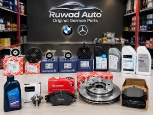Mercedes bmw Audi 2025 Land Rover Porsche