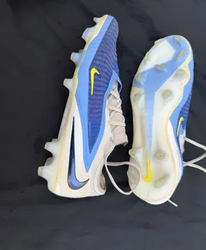 فئة الاعبين / Nike Phantom 6 Elite