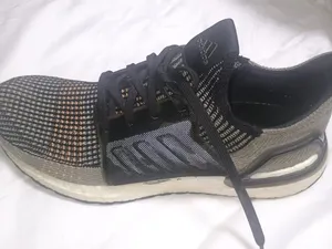 adidas UltraBoost 19 in the Legend Earth color way iأديداس ألترا 19 بلون Size 44حذاء أديداس