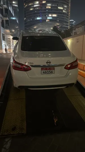 Nissan Altima 2016 in an amazing condition with added Smart screen