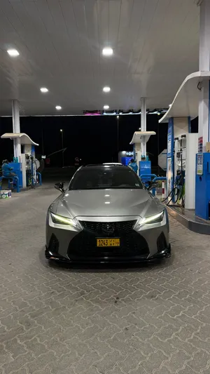 لكسز is 300 2021 3.5 F SPORT
