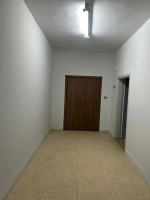 شقه فارغه للإيجار