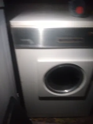 حماصه ملابس بحاله جيده جدا