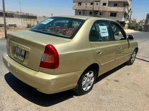 Hyundia Verna 2001 هيونداي فيرنا 2001 رقم التواصل بالوصف