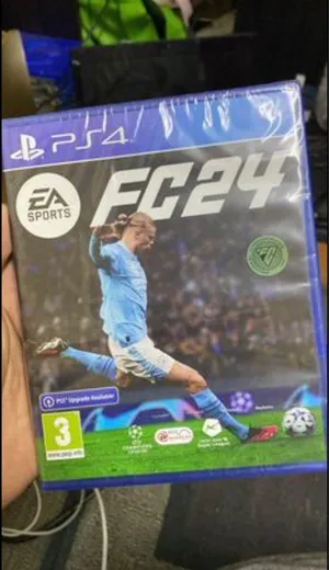 FC24 DISC FOR PS4 (negotatable) or any 2 disc for exchange
