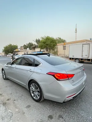 Used Genesis G80 in Sharjah
