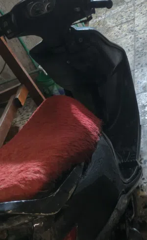 فراشه نثيه كلشي شغال بيها نقصها باتري