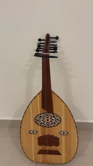 عود مسيقي للبيع