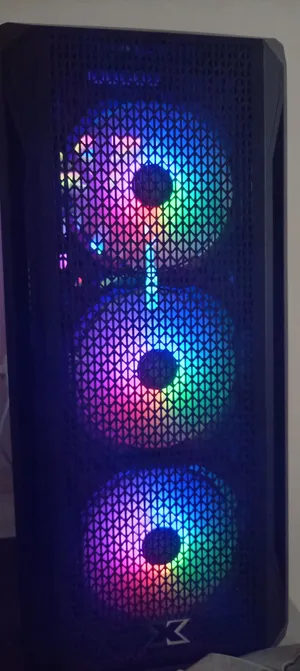 للبيع pc .. استعمال قليل نظيفه جدا
