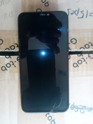شاشة Iphone 11 + شاشة Iphone X + بطاريات Iphone 13 جداد Zero