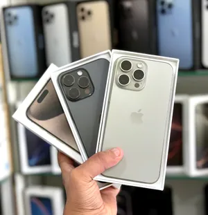 عرض خااص : iPhone 15 pro max 256gb هاتف بحالة الوكالة مع ضمان و ملحقات بأقل سعر لا يفوتك