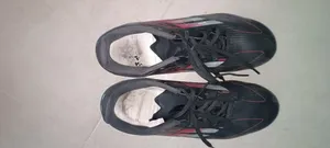 Adidas F50 league اصلي ميه بالميه استعمال                                 خفيف حاله ممتازة مقاس 41