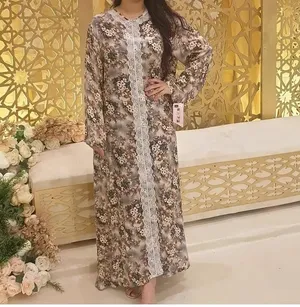 فساتين وجلابيات للتصفيه البيع لاعلى سعر فساتين وجلابيات جديده