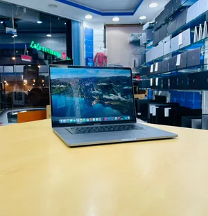 Apple Mackbook Pro i7  Ram 16GB SSD 512GB MacOS Ventura Screen 16”