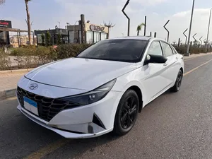 Used Hyundai Elantra in Giza