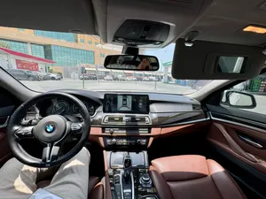 BMW 535i 2012 GCC – Full Options  HUD  M Sport Steering  Apple CarPlay