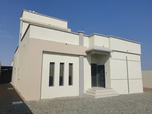 270 m2 3 Bedrooms Townhouse for Sale in Al Sharqiya Al Mudaibi