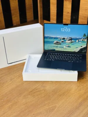 MacBook Air M4 15-inch 10 months under warranty 256GB Storage 16GB RAM With box and charger.