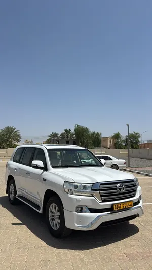 Used Toyota Land Cruiser in Al Sharqiya