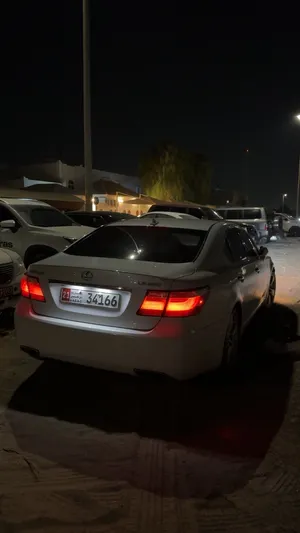 Used Lexus LS in Abu Dhabi