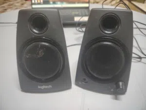 سماعات كمبيوتر Logitech Z130 الأصلية