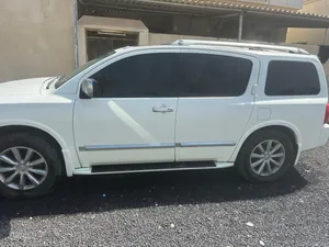 انفنتي QX56 2008 للبيع امورها طيبه ممشى 100 الف