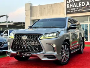 لكزس LX 570 Signature 2017 خليجي بحالة الوكالة التامة وسعر عرض ممتاز.