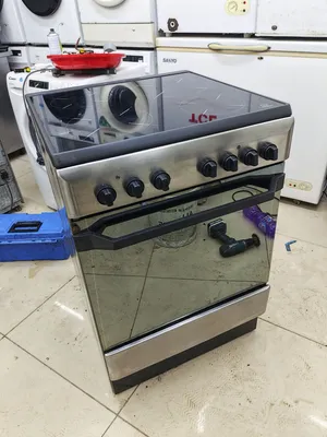 Indesit Electric cooker for sale Very good condition working good best performance free home deliver