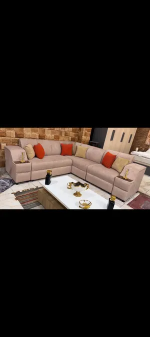 طقم كنب modern فخم و راقي جداً خشب سويد بالكامل ، اسفنج دانلوب قماش شاموا فاخر ،