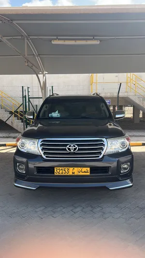 Used Toyota Land Cruiser in Dhofar