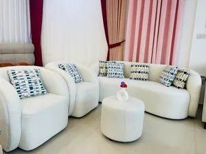 SOFA  Fully COMPORTABLE 5 SEATER RUND SOFA